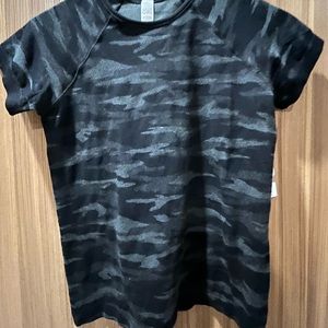 Girls Athleta Camo Shirt